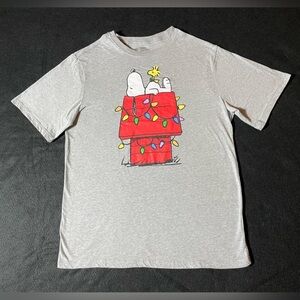 Peanuts Snoopy Christmas T-Shirt Gray Size Small Short Sleeve